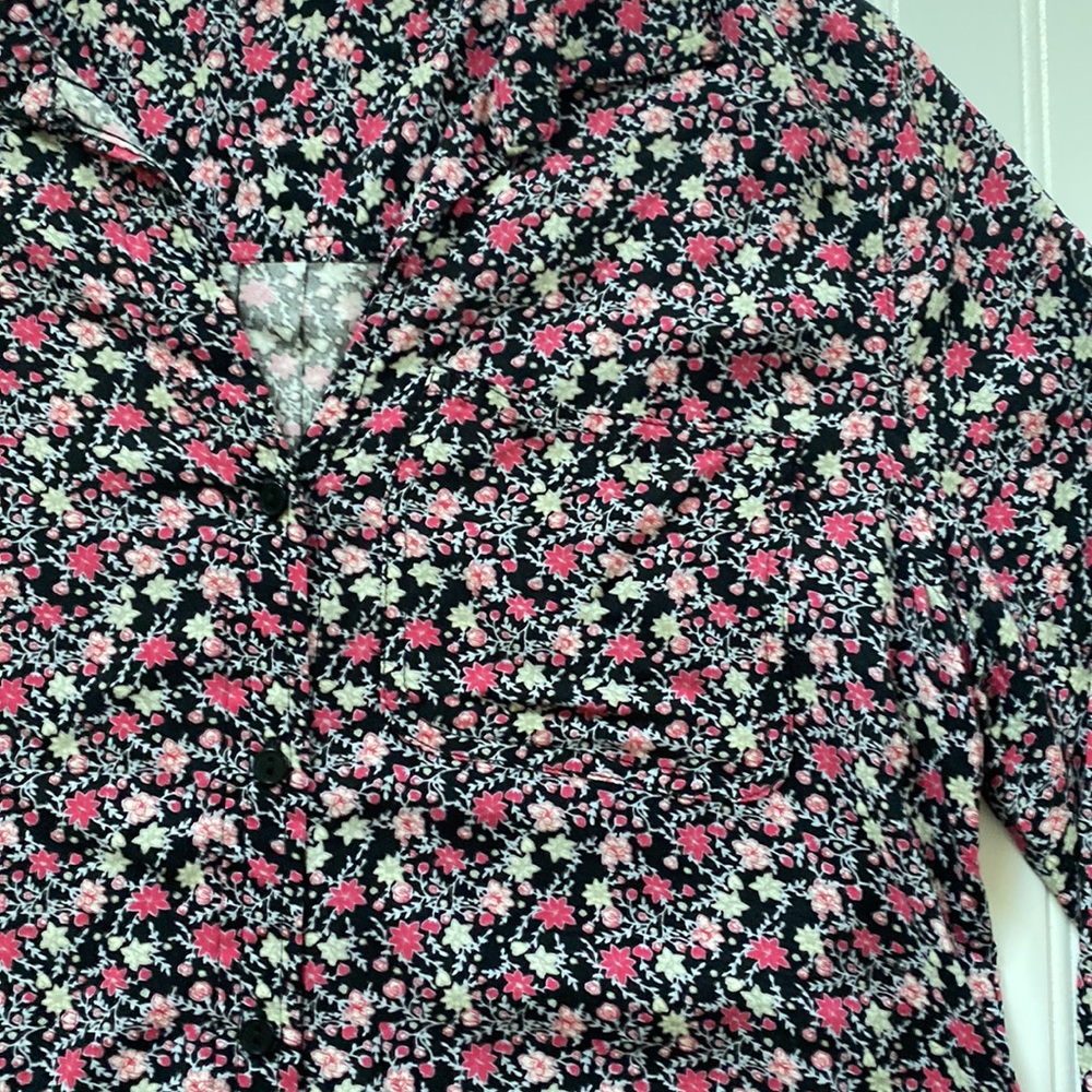 Velvet Heart Button Up - Picture 3 of 9
